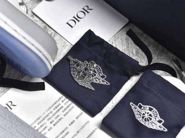 Air Jordan 1 Retro "DIOR & Travis Scott"