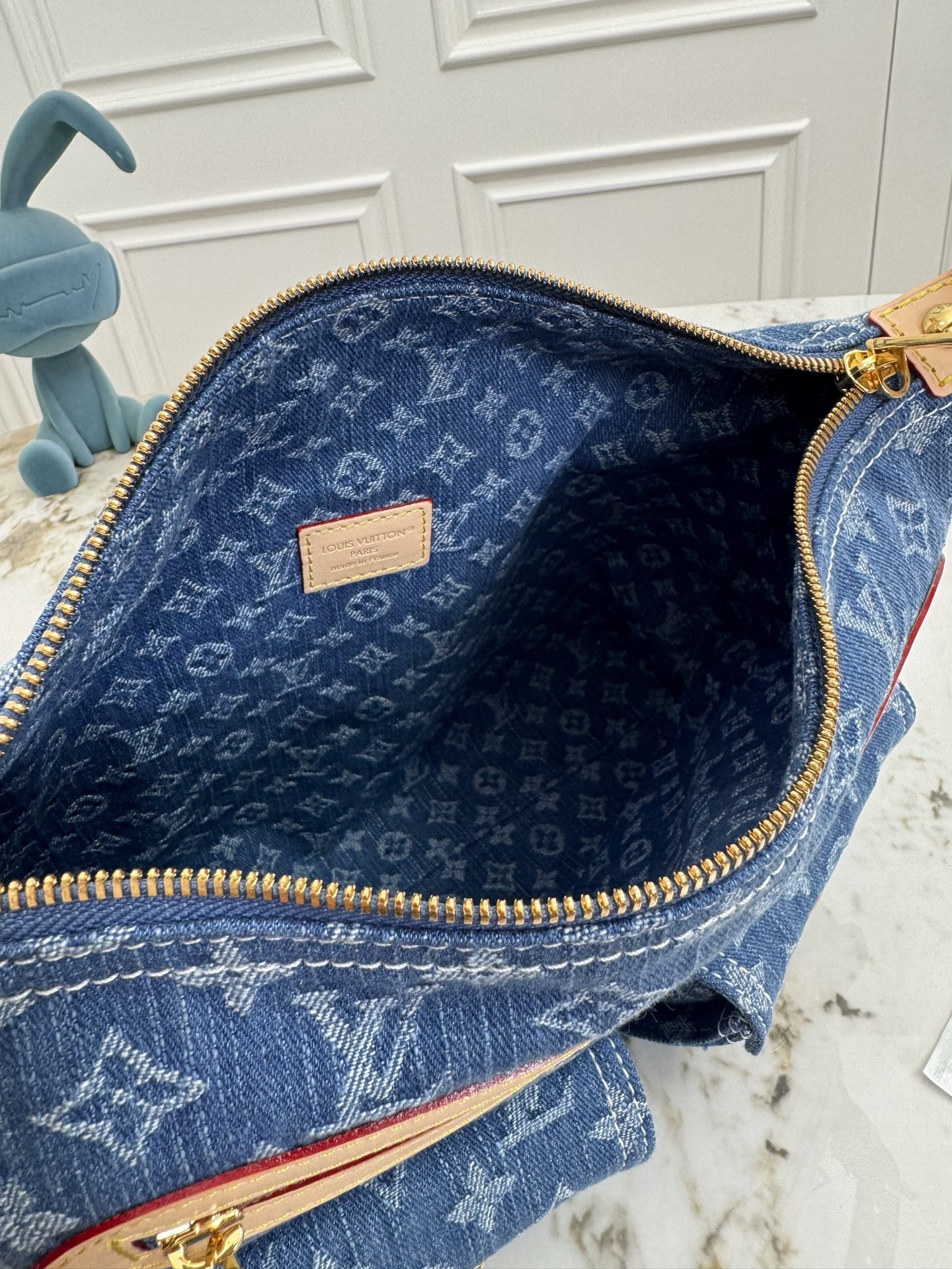 LV Baggy Monogram Denim Bag - Image 8
