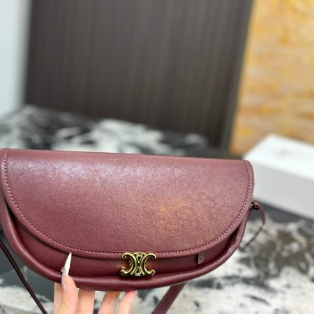 Céline Soft Triomphe Half-Moon Bag - Image 5