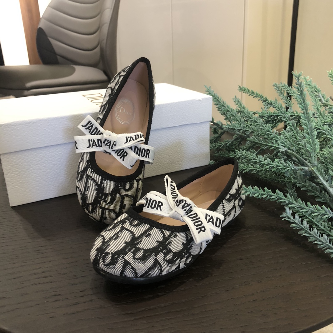 Dior Children's Shoes - Image 6