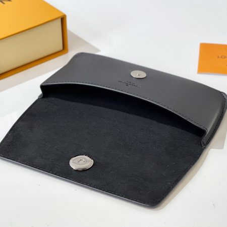 LV Accessories - Image 3