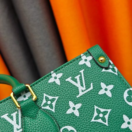 LV Green & White Monogram OnTheGo PM Bag - Image 9