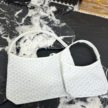Goyard Hobo Shoulder Bag - Image 3