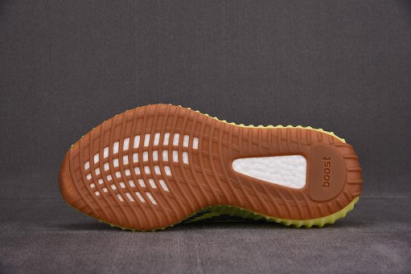 Yeezy Boost 350 V2 Semi Frozen Yellow B37572
