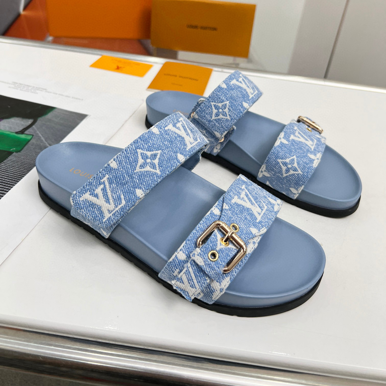 LV Bom Dia Fashion Flip-flops Slide Sandal - Image 3
