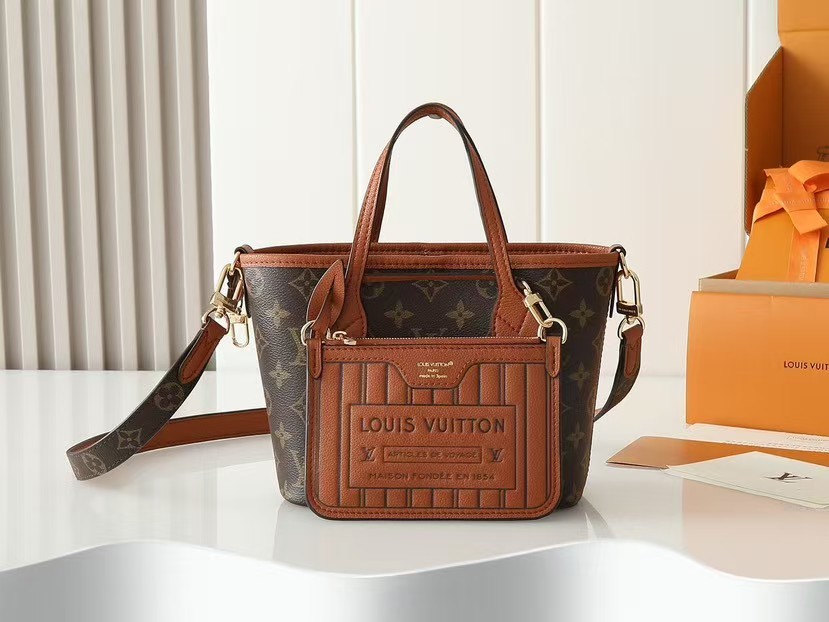 LV Neverfull Bandoulière Inside Out BB Handbag - Image 2