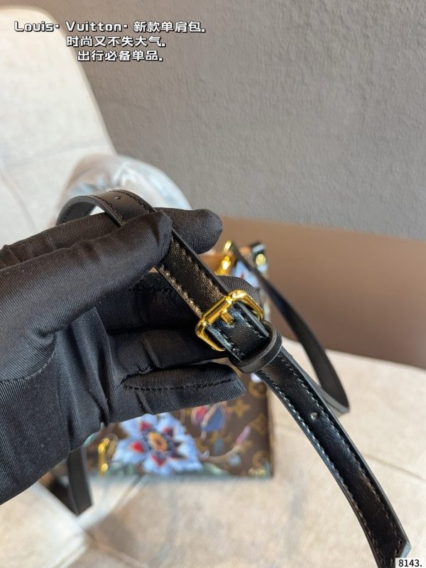 LV Onthego Tote Bag