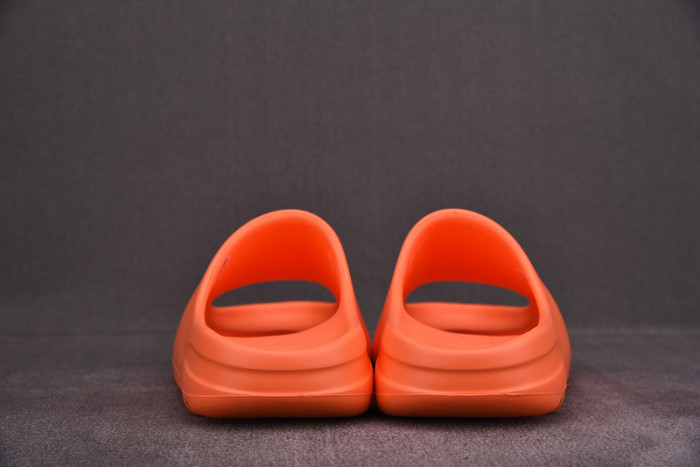 Yeezy Slide orange FY7497 - Image 9