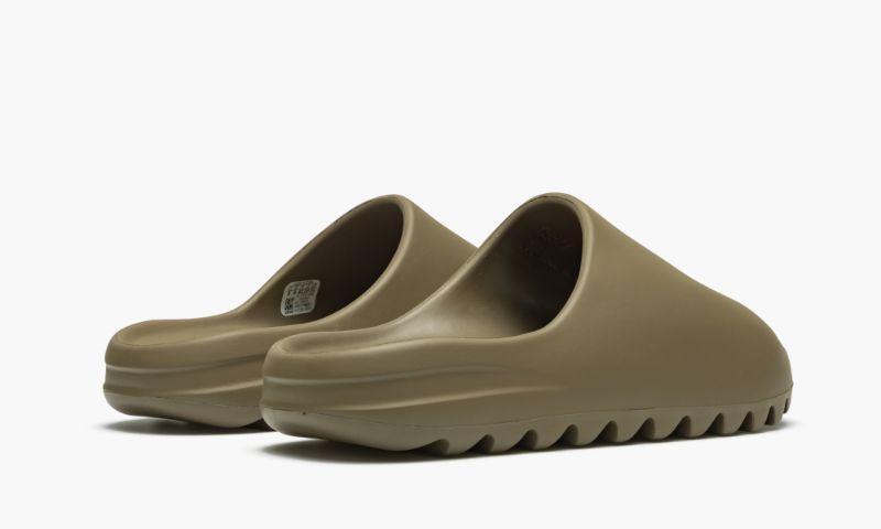 Yeezys Slide “ Core" - Image 3