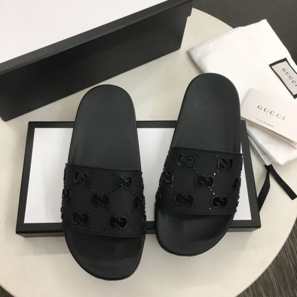 Gucci Womens GG Slide Rubber Sandals 573922