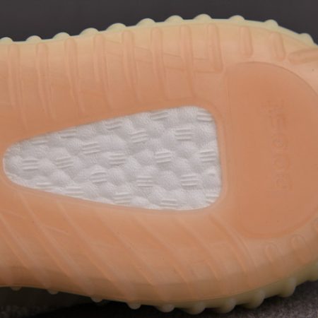 Yeezy Boost 350 V2 Lundmark Reflective FV3254 - Image 3