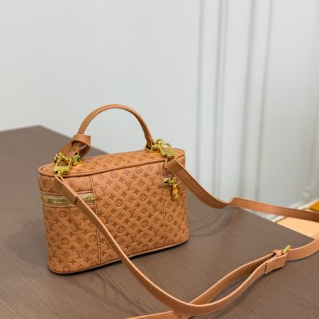 LV Nice BB Vintage Makeup Bag - Image 8