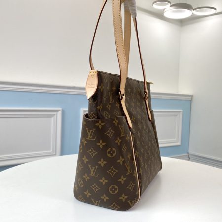 LV Monogram Totally GM - Image 2