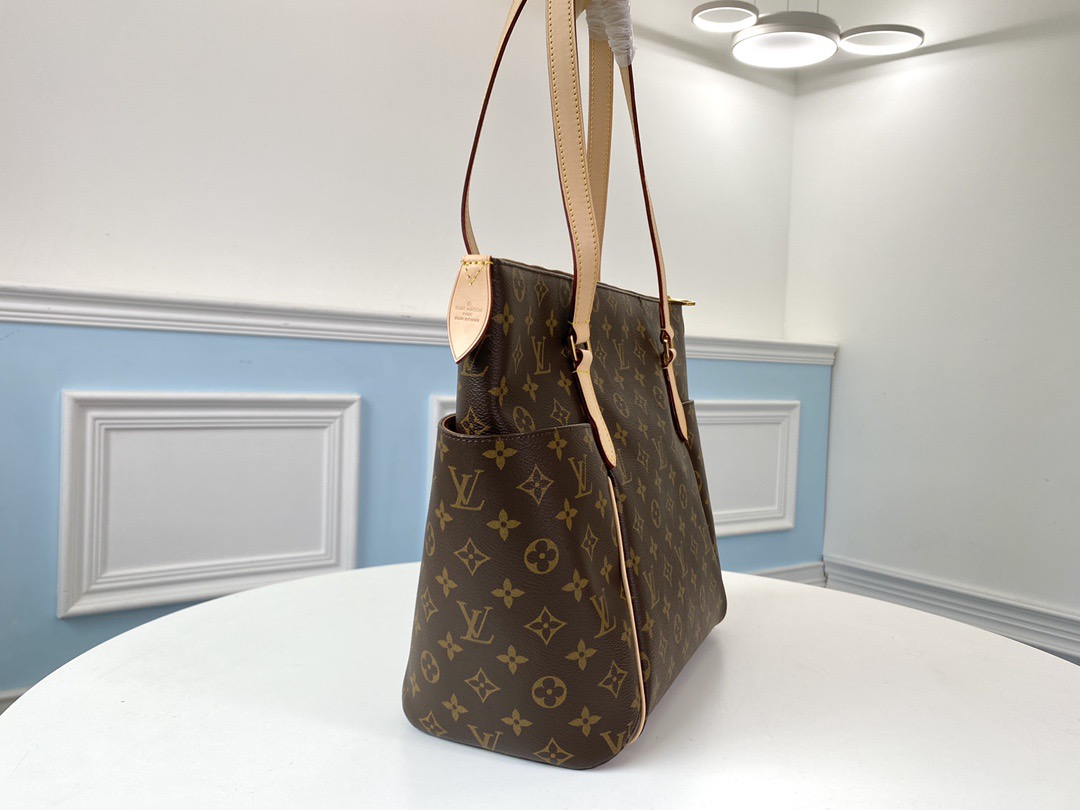 LV Monogram Totally GM - Image 2