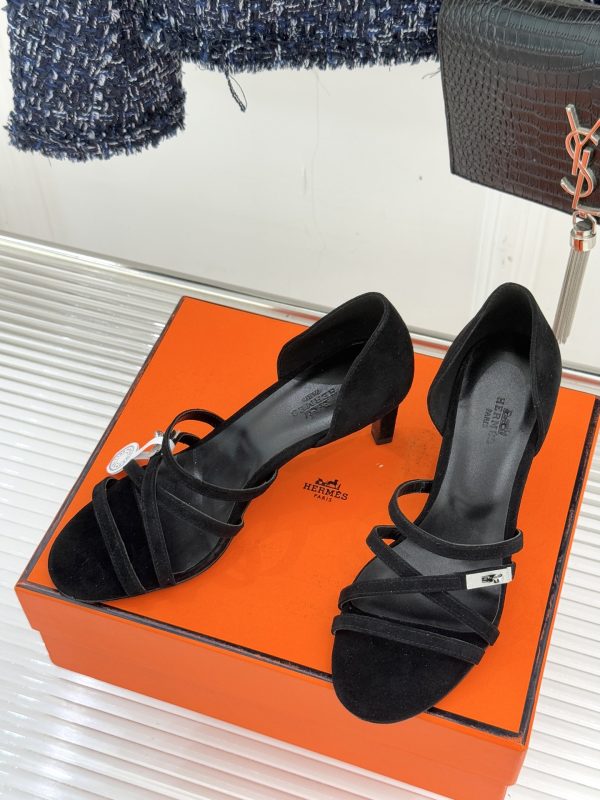 Hermès Kelly Buckle Thin-Strap Kitten-Heel Sandals