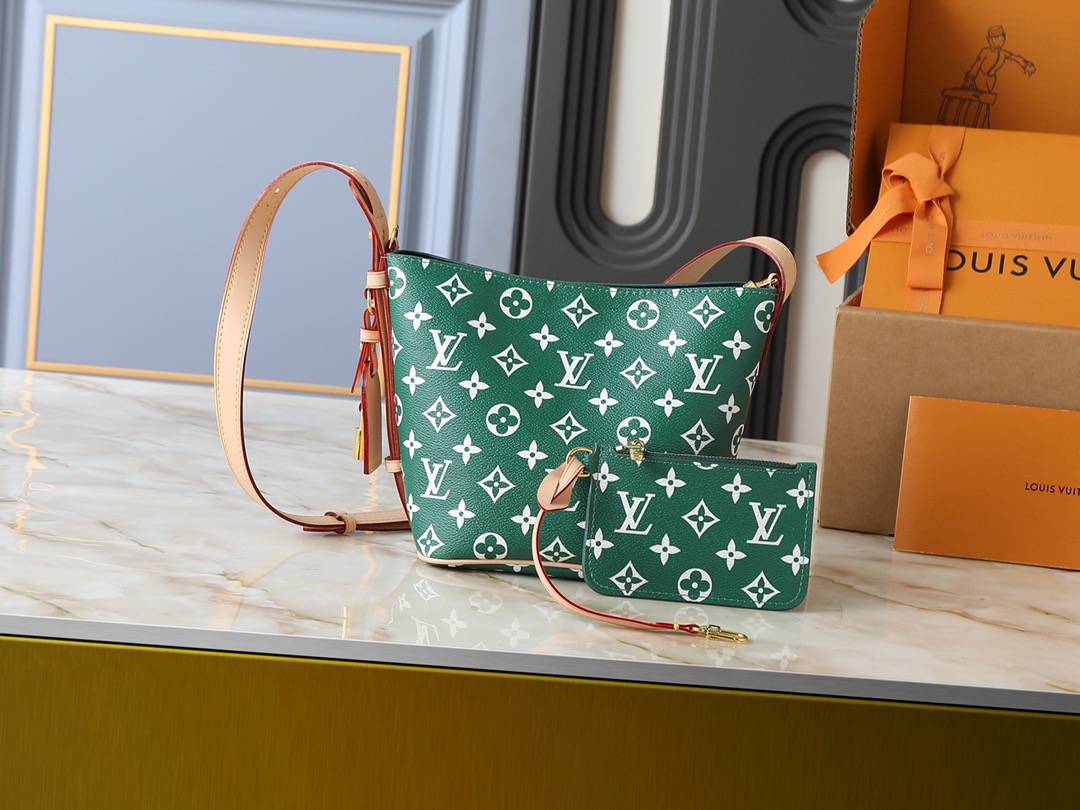 LV All In BB - Image 13