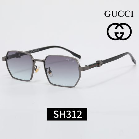 Gucci Fashionable Sunglasses - Image 7