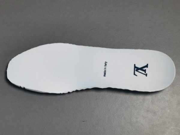 LV Trainer Blue