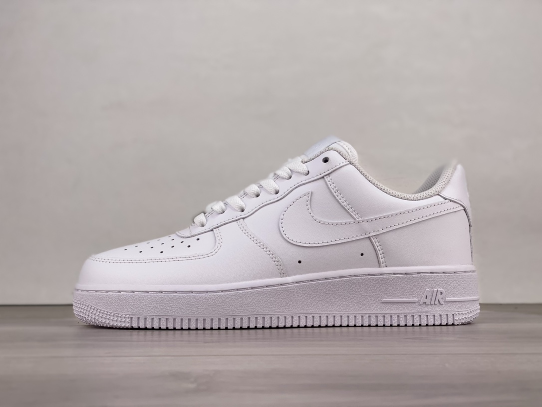 Nike Air Force Classic White - Image 1