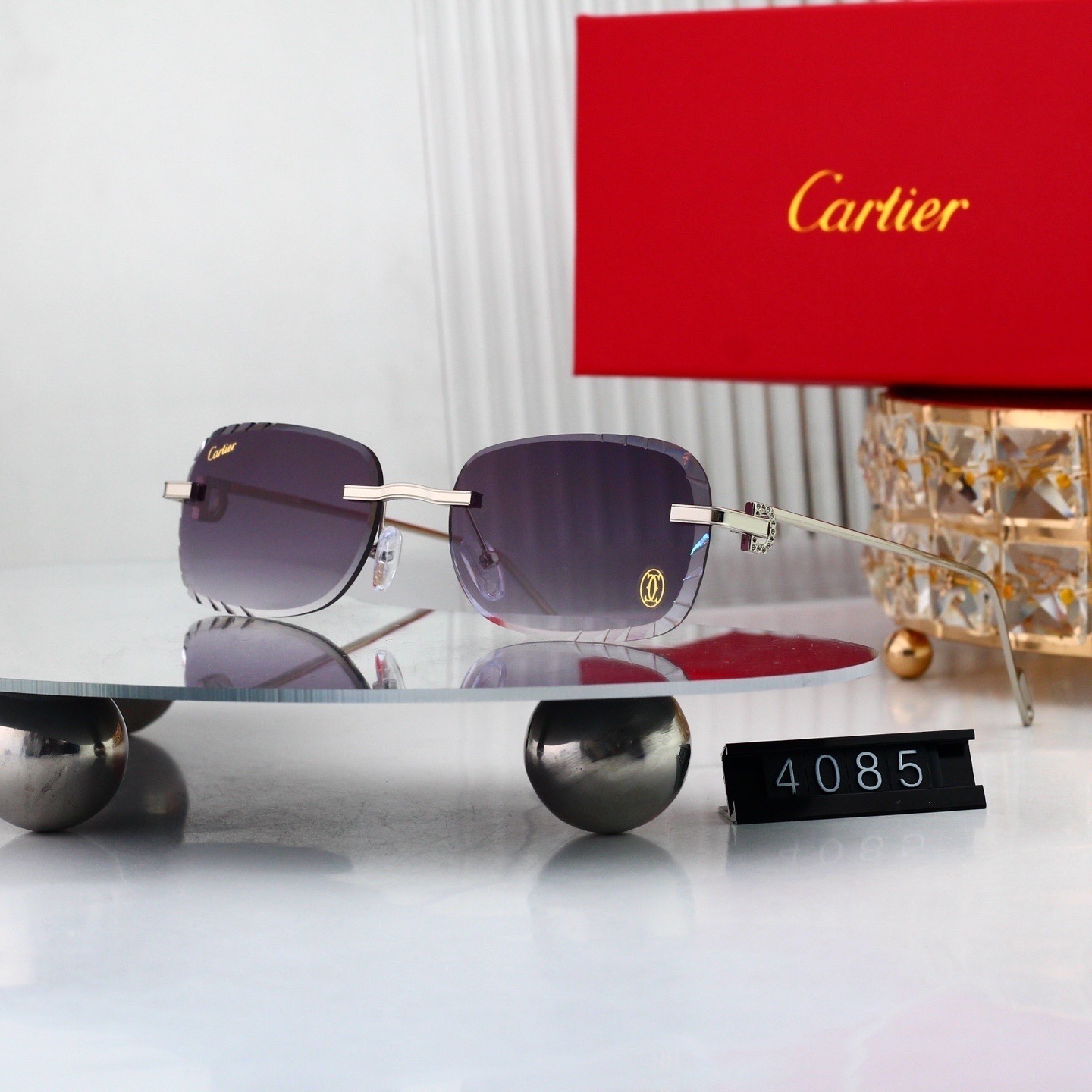 Cartier Fashionable Sunglasses - Image 8