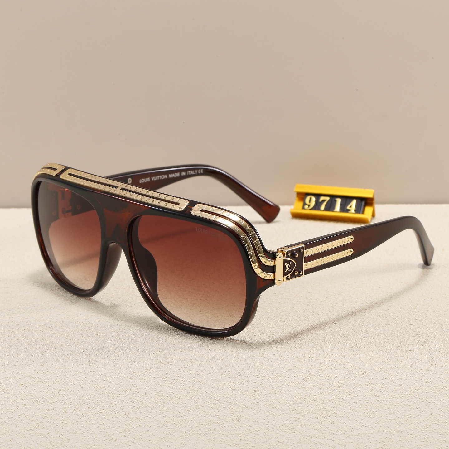 LV Fashionable Sunglasses - Image 2