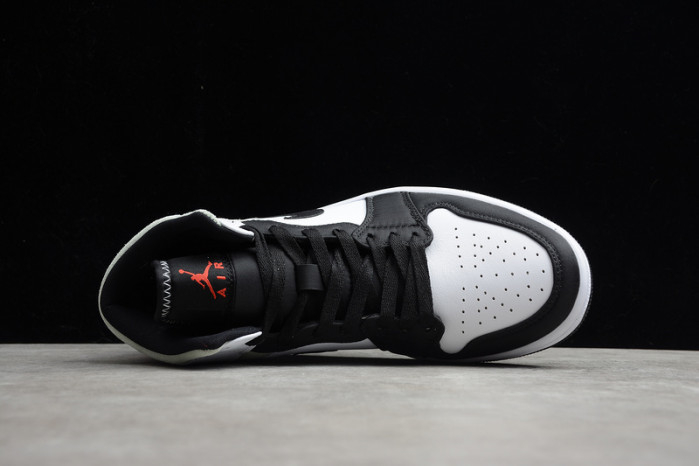 Air Jordan 1 Mid SE Union Black Toe 852542-100 - Image 6