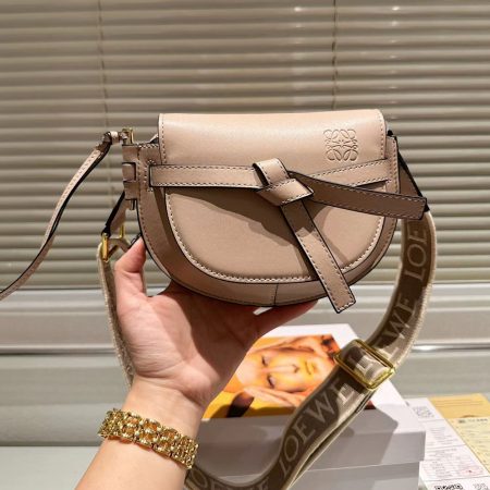 Loewe Gate Shoulder Bag Mini - Image 4