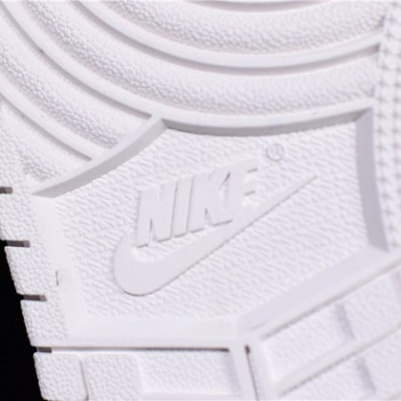 Nike Air Jordan 1 Retro High Soh Womens four Lace Options 555112 -035 - Image 13