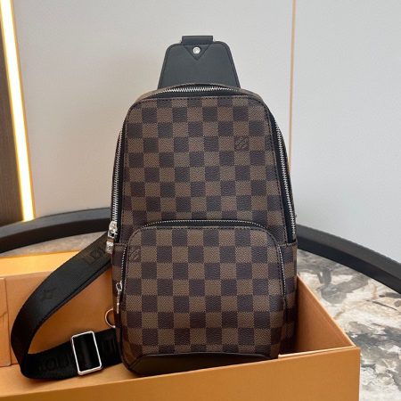 LV Avenue Bag - Image 9