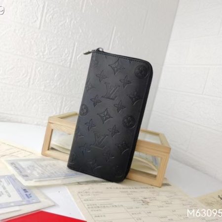 LV Zipper Wallet