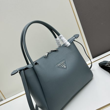 Prada Handbag/Shoulder Bag - Image 8