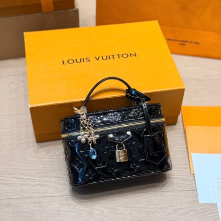 LV Vanity Chain Pouch Monogram Bag - Image 8