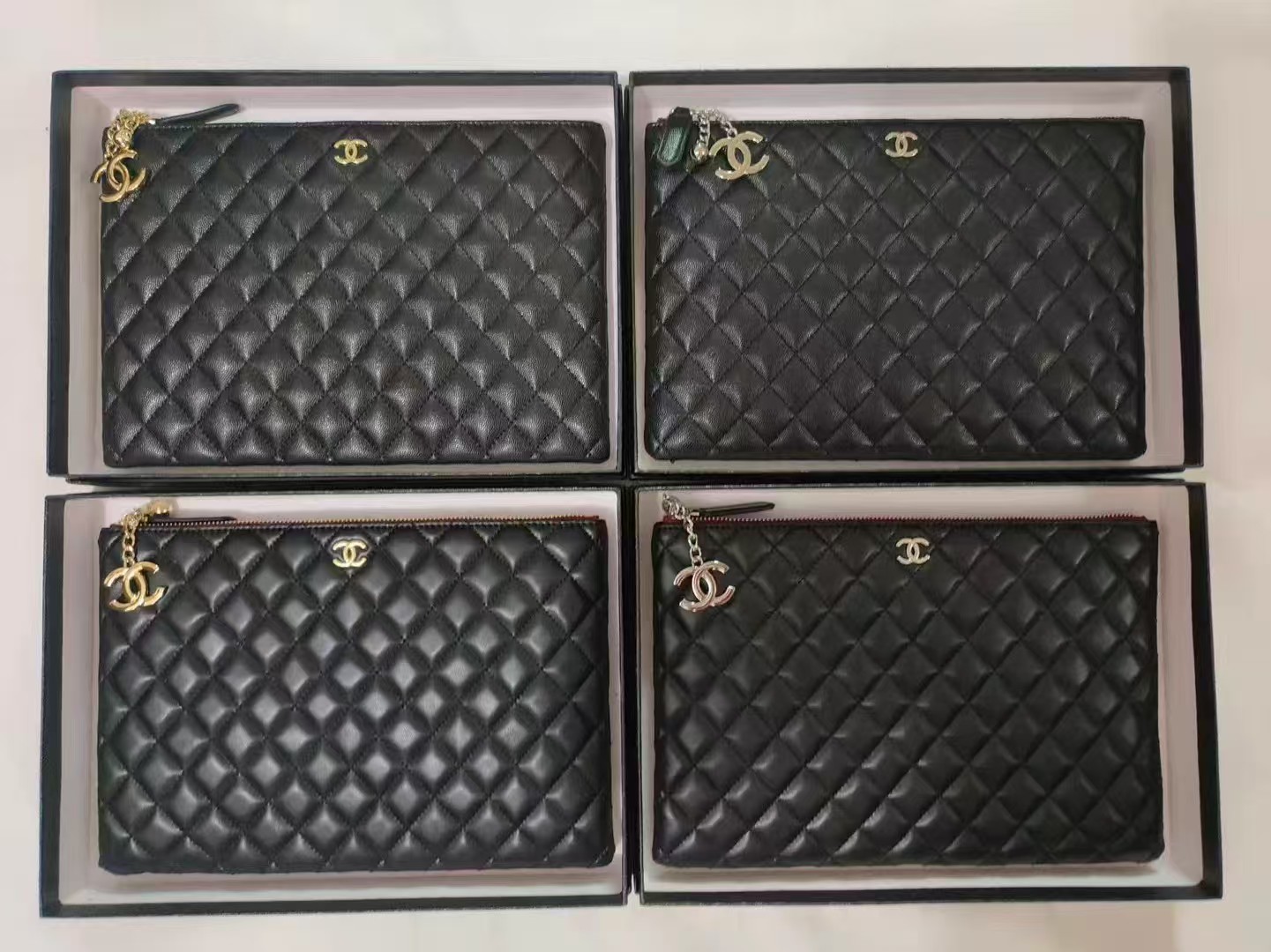 Chanel Classic Zipped Pouch - Image 1