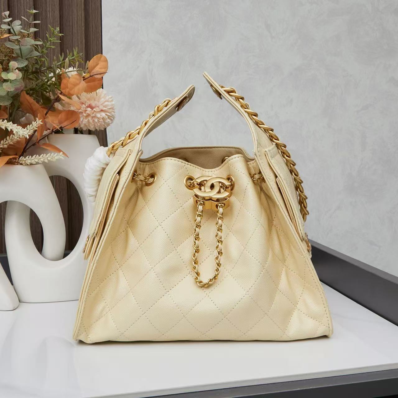 Chanel 25 Small Handbag - Image 7
