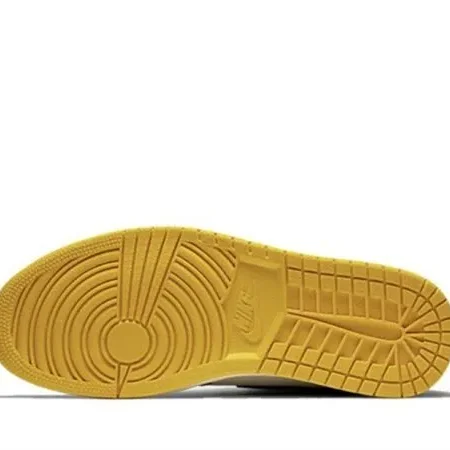 Air Jordan 1 Retro High OG NRG - Image 11