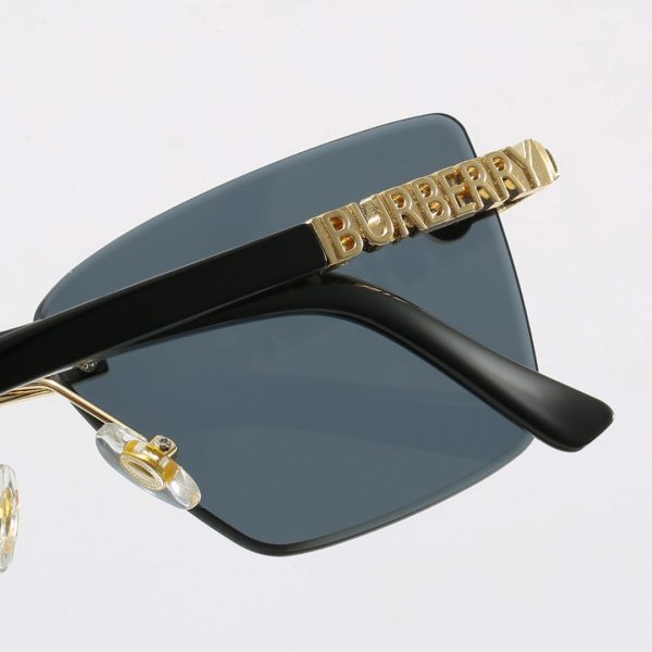 Burberry Fashionable Sunglasses