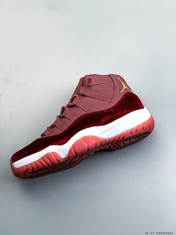 Air Jordan 11 Retro Sneakers