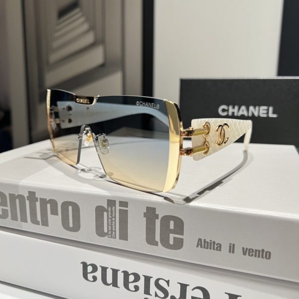 Chanel Fashionable Sunglasses