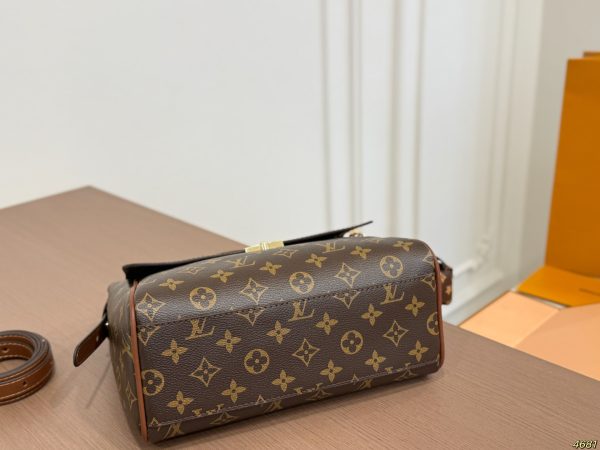 Lv Vintage Floral Handbag