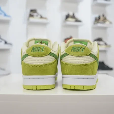 Dunk Low Pro “ Sour Apple" - Image 4
