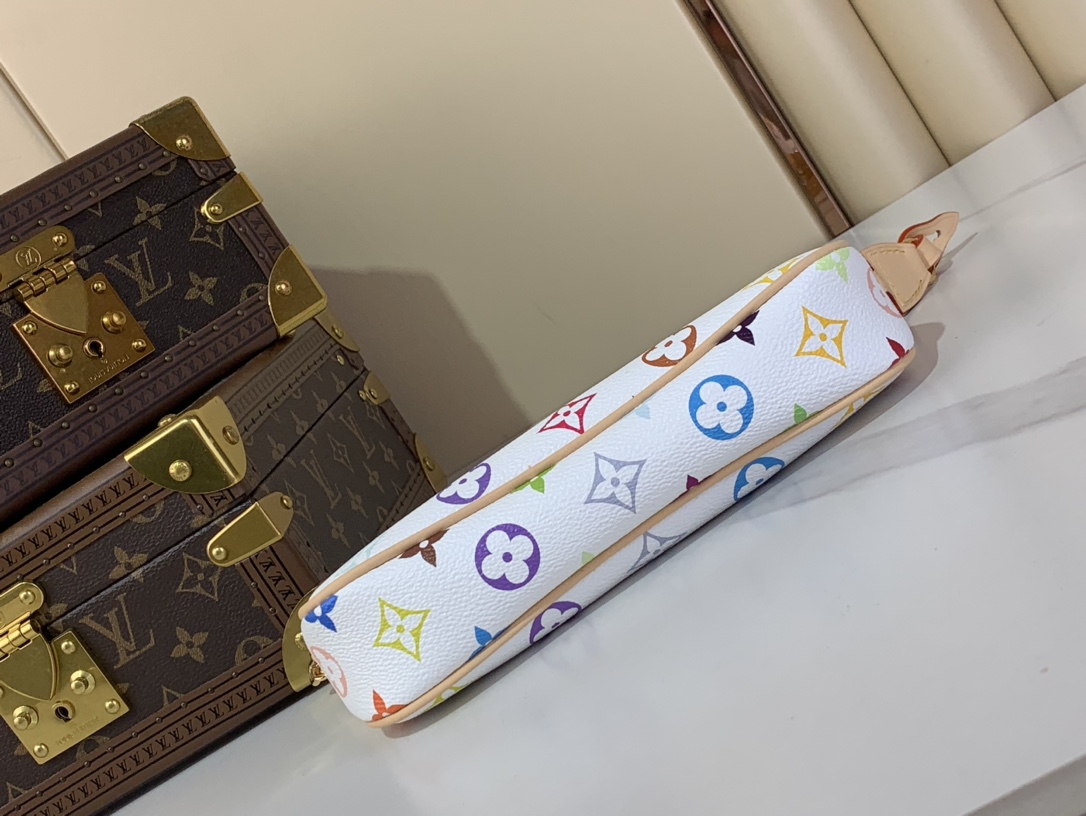 LV x TM Pochette Accessoires Bag - Image 3