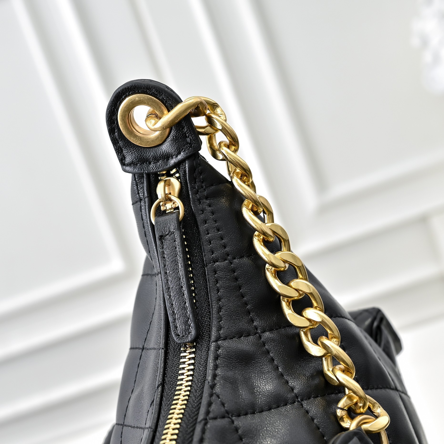 Chanel 25C Quilted Trendy Hobo Bag - Image 8