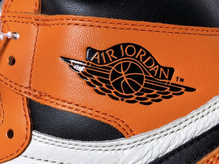 Air Jordan 1 Retro Reverse Shattered Backboard 555088-113 - Image 3