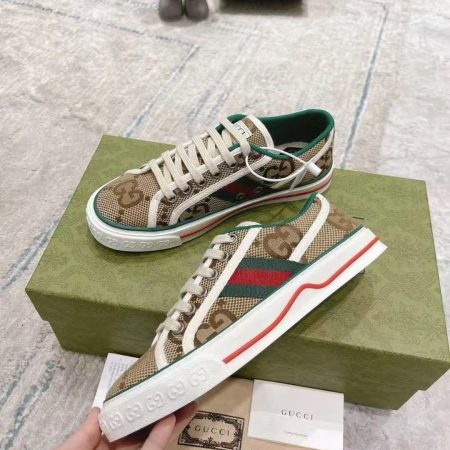 Gucci Women's Gucci Tennis 1997 Low Top Sneakers - Image 6