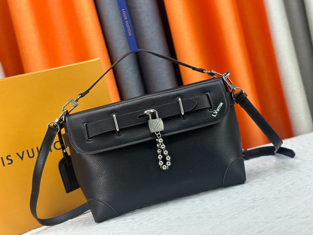 LV Steamer Crossbody Bag - Image 10