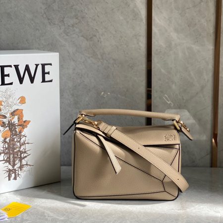 Loewe Small Puzzle Biege - Image 2