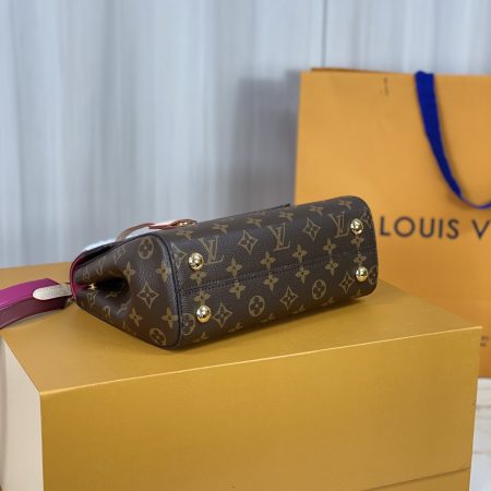 LV Cluny MM Bag - Image 7