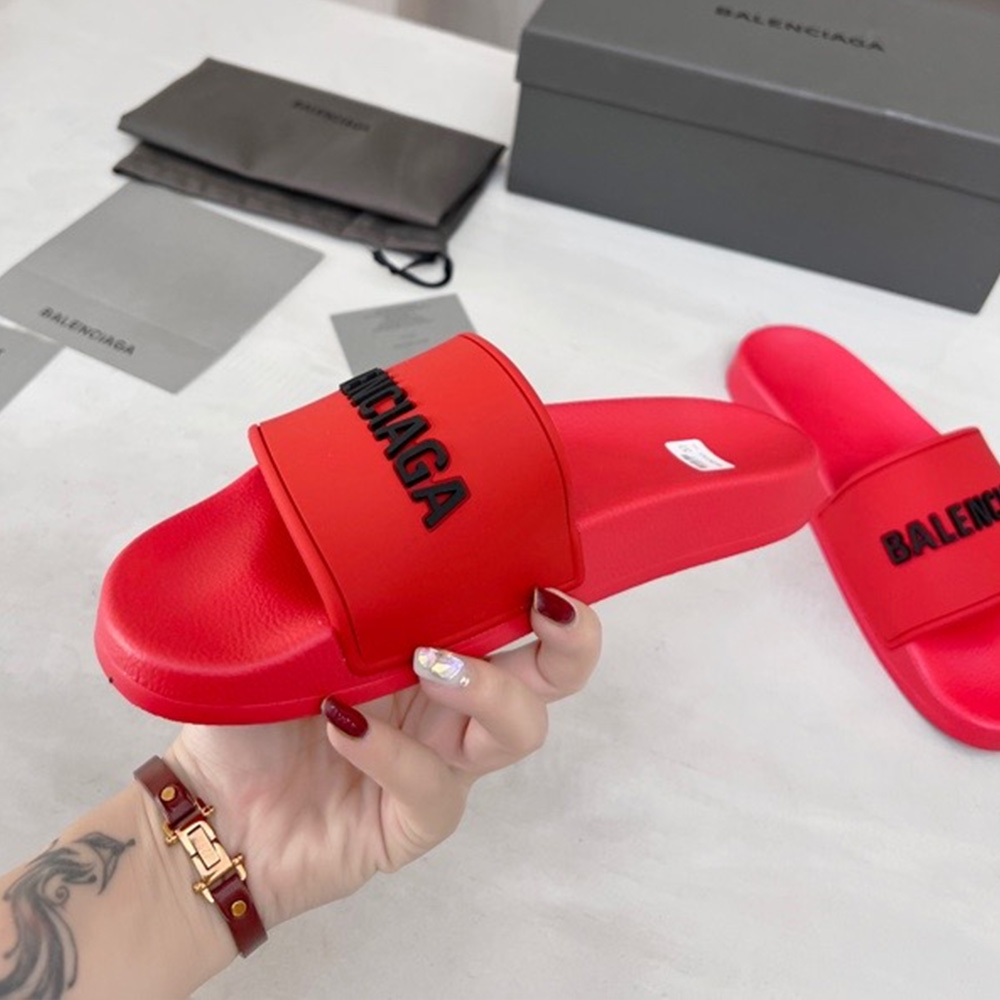 Balenciaga  Fashionable Flat Sandals Slide Sandal - Image 13