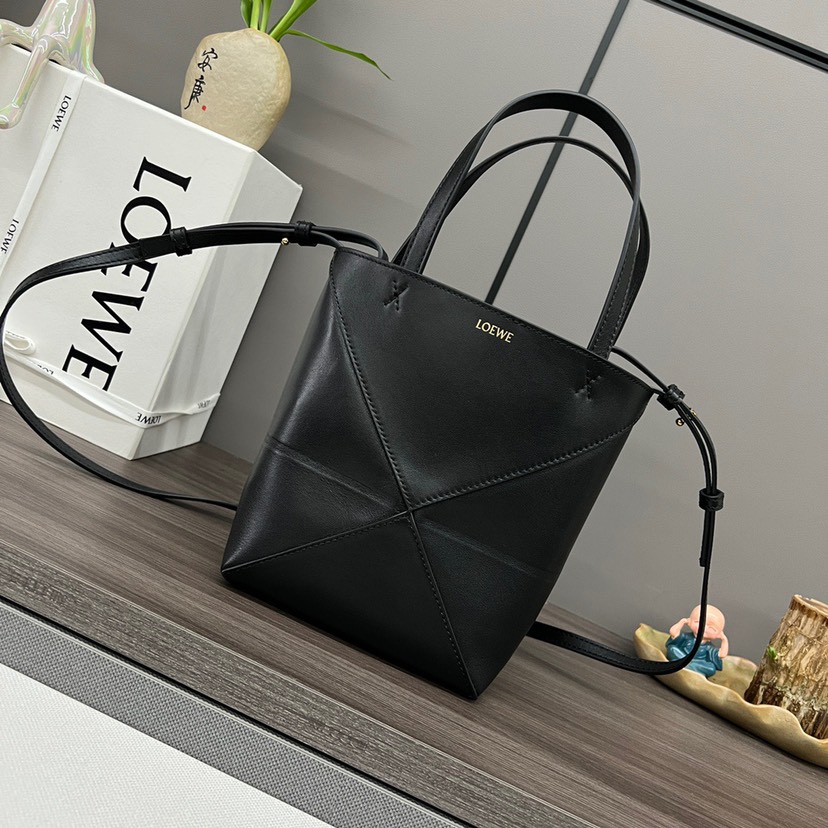 Loewe Puzzle Fold Tote in shiny calfskin Mini Black - Image 1