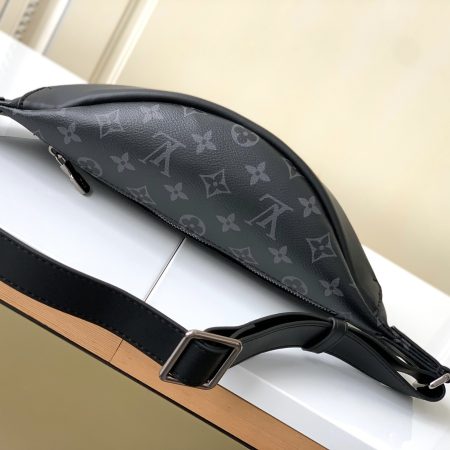 LV Discovery Bumbag PM - Image 7